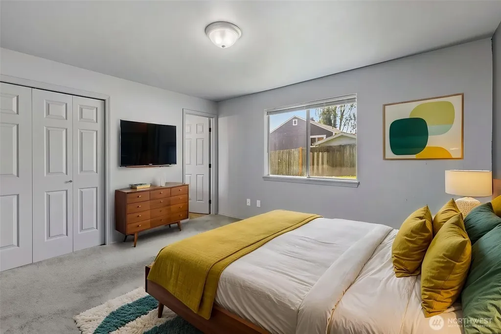 14833 41st Place S Seattle WA 98168