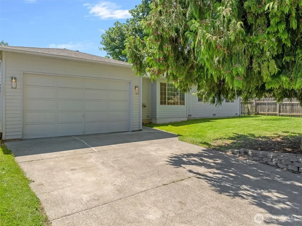 14833 41st Place S Seattle WA 98168