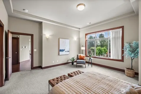 4005 NE 3rd Place Renton WA 98056