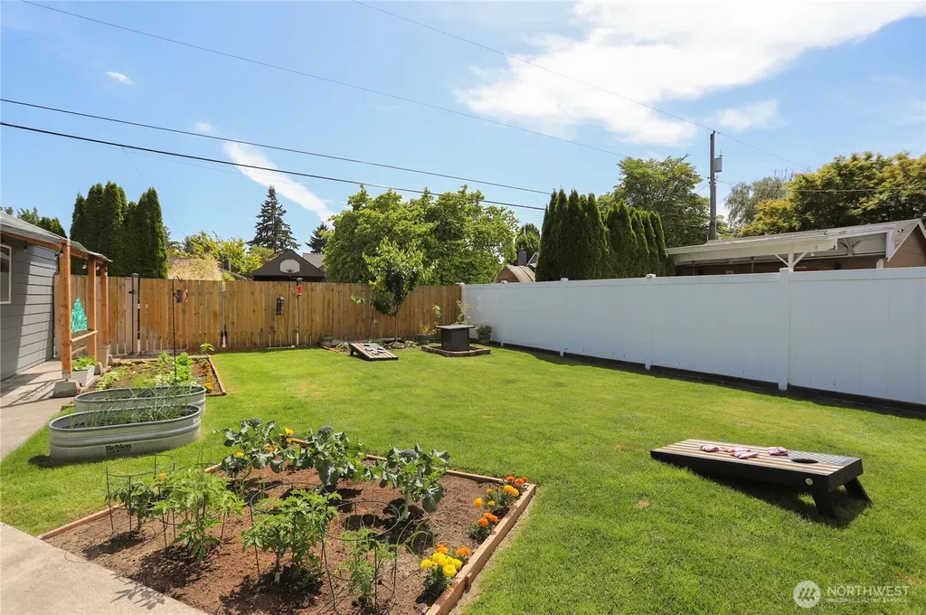 2649 Field Street Longview WA 98632