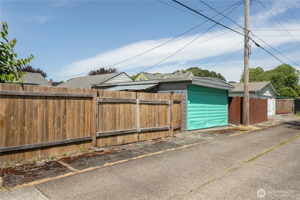 2649 Field Street Longview WA 98632