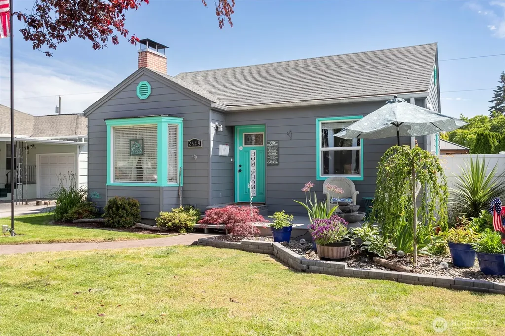 2649 Field Street Longview WA 98632