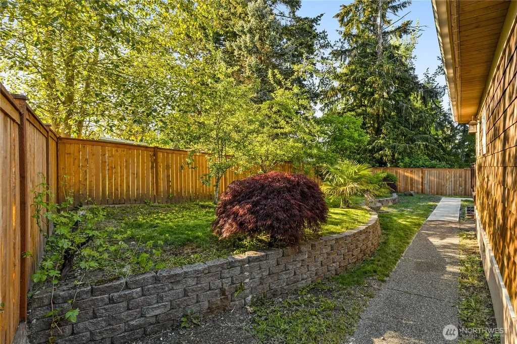 4131 153rd Avenue SE Bellevue WA 98006