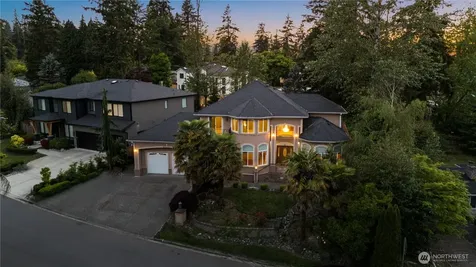 4131 153rd Ave Se, W Bellevue WA 98006