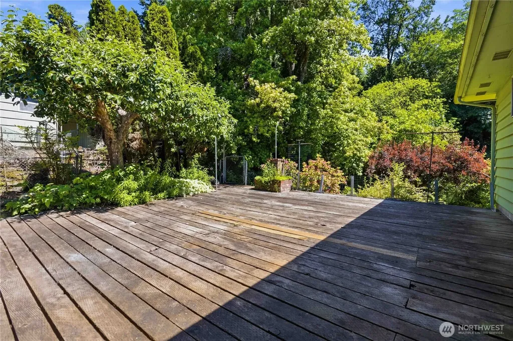 3018 Ammons Drive Longview WA 98632