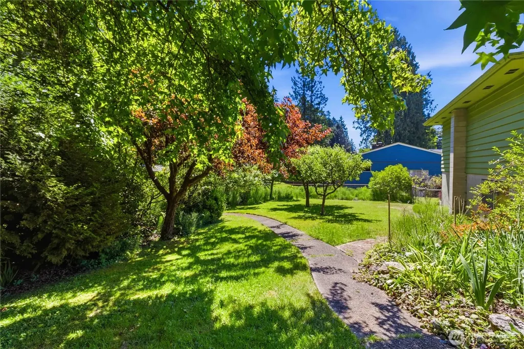 3018 Ammons Drive Longview WA 98632