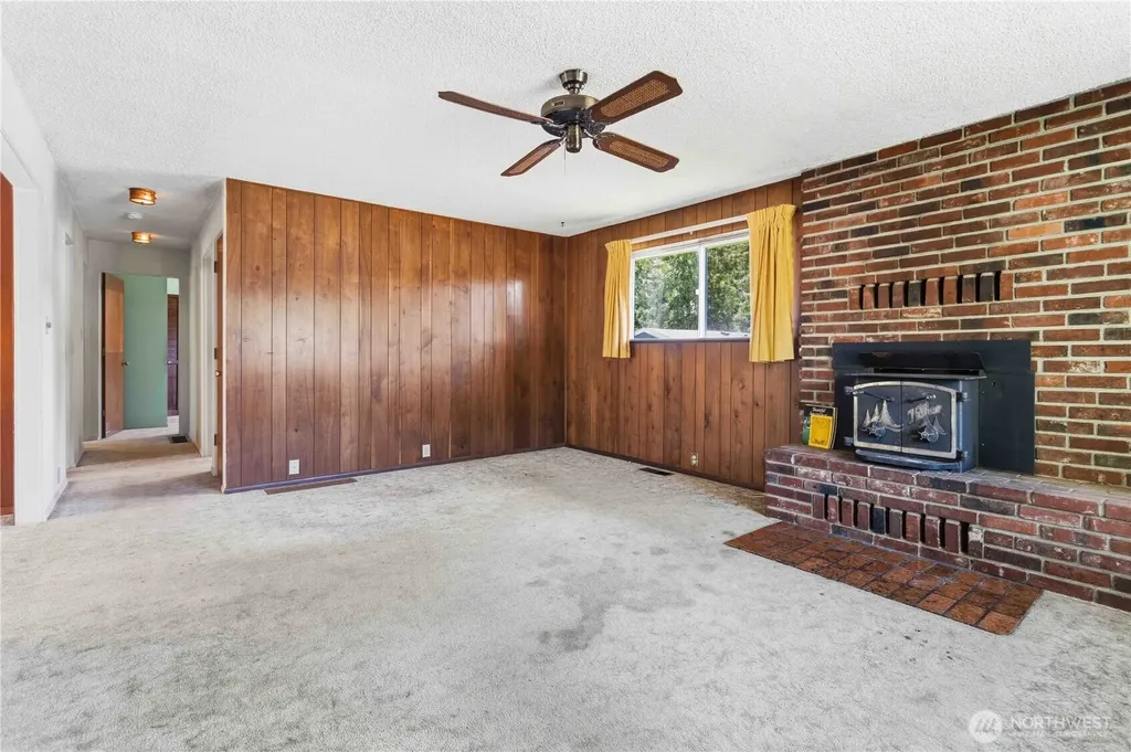 3018 Ammons Drive Longview WA 98632