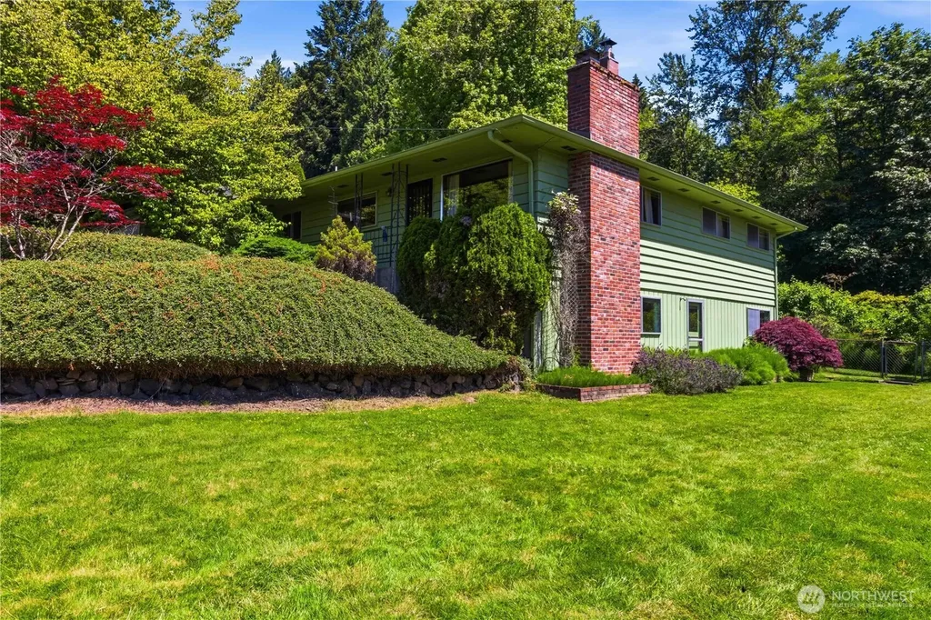 3018 Ammons Drive Longview WA 98632