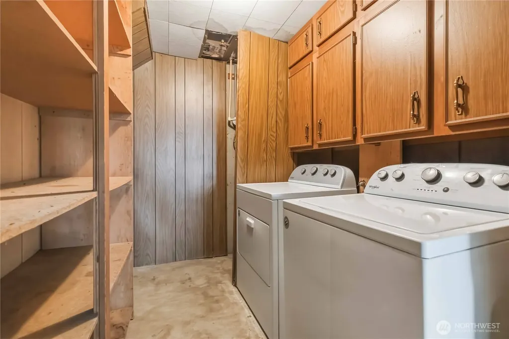 3018 Ammons Drive Longview WA 98632