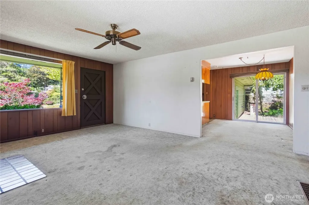 3018 Ammons Drive Longview WA 98632