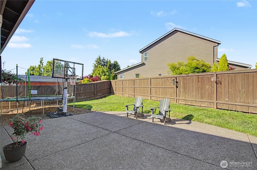 13803 NW 55th Avenue Vancouver WA 98685