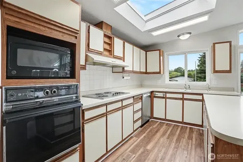 24117 8th Place W Bothell WA 98021
