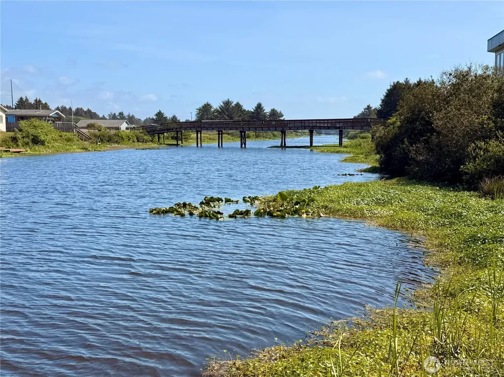 552 Point Brown Avenue NE Ocean Shores WA 98569