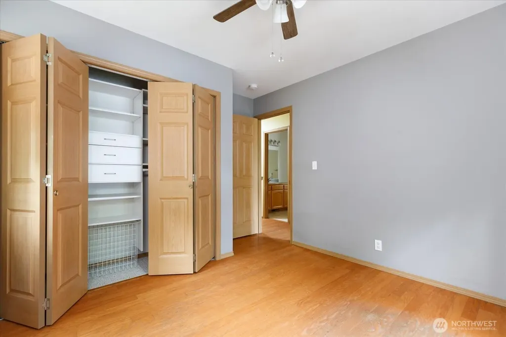 2301 SW Rosario Place Oak Harbor WA 98277