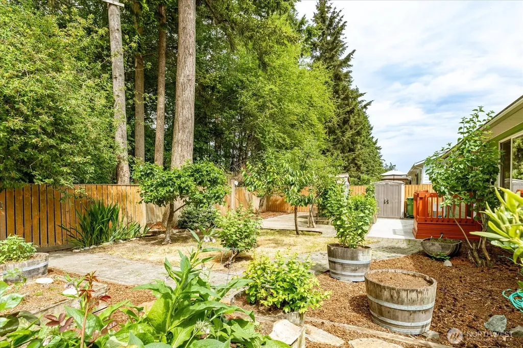 2301 SW Rosario Place Oak Harbor WA 98277