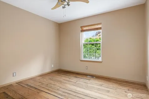 2301 SW Rosario Place Oak Harbor WA 98277