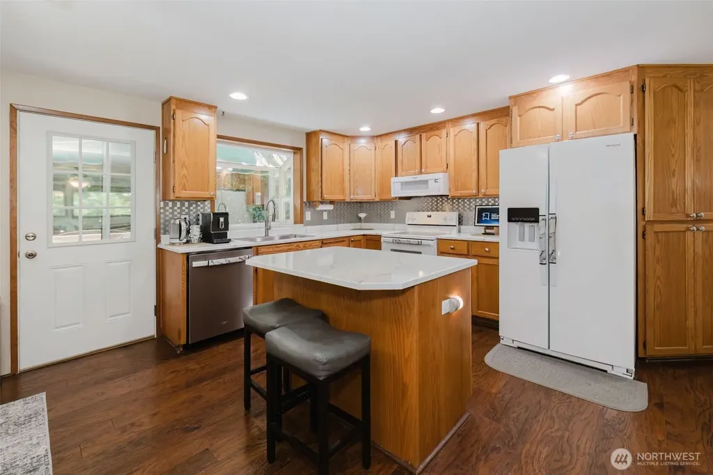 8950 Nels Nelson Road NW Bremerton WA 98311