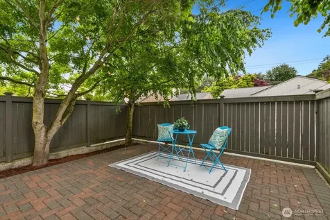 4840 40th Avenue SW Seattle WA 98116