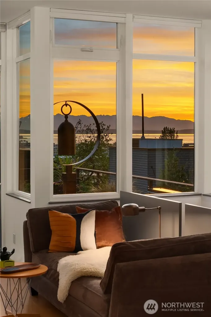 2517 13th Avenue S Seattle WA 98144