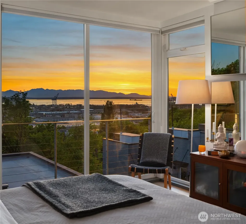 2517 13th Avenue S Seattle WA 98144
