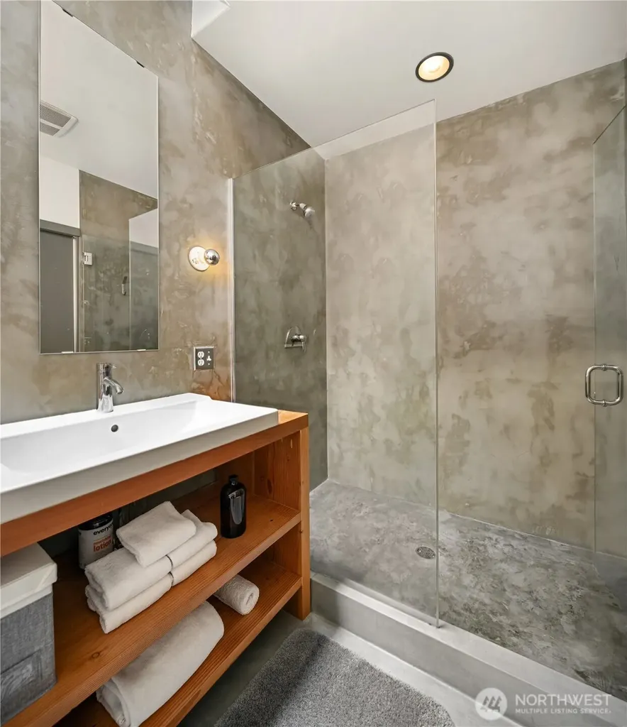 2517 13th Avenue S Seattle WA 98144