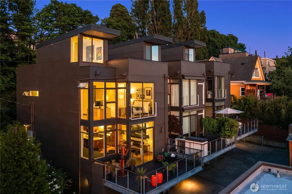 2517 13th Avenue S Seattle WA 98144