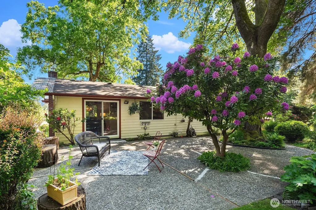200 154th Place SE Bellevue WA 98007