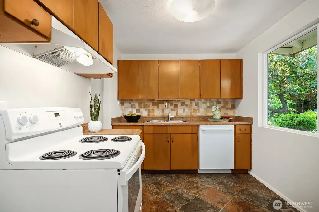 200 154th Place SE Bellevue WA 98007