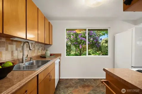 200 154th Place SE Bellevue WA 98007