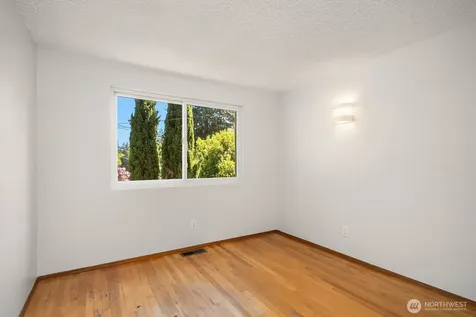 200 154th Place SE Bellevue WA 98007