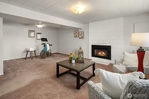 200 154th Place SE Bellevue WA 98007