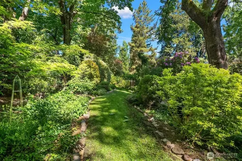 200 154th Place SE Bellevue WA 98007