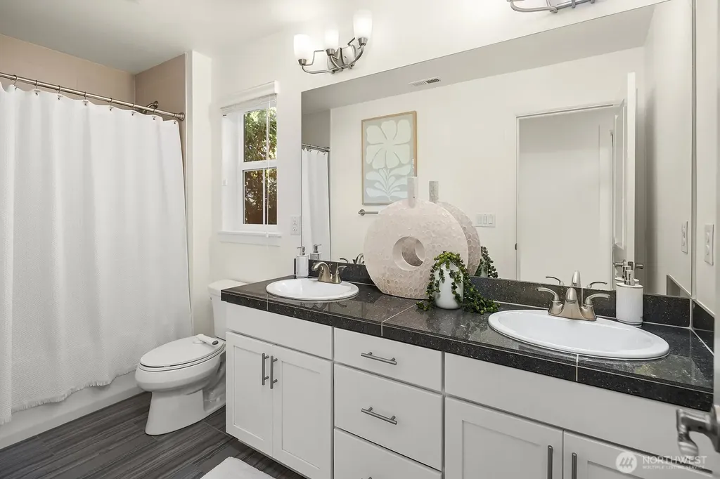 1270 Pine Crest Circle NE Issaquah WA 98029