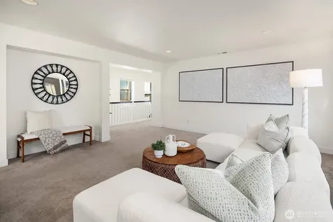 1270 Pine Crest Circle NE Issaquah WA 98029