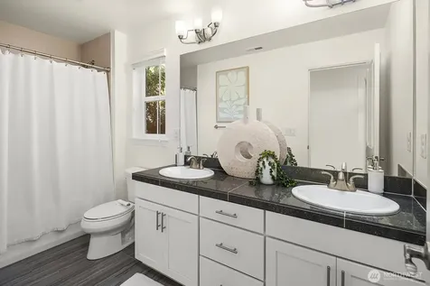 1270 Pine Crest Circle NE Issaquah WA 98029