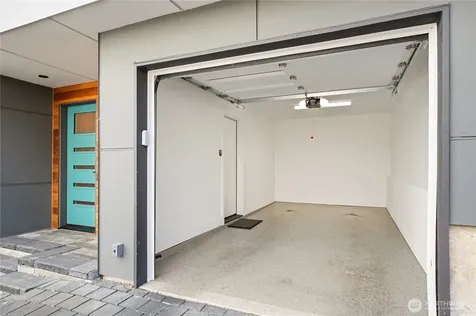 815 N 48th Street Seattle WA 98103