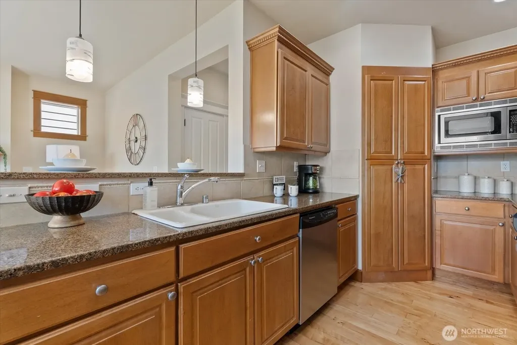822 235th Place SE Bothell WA 98021