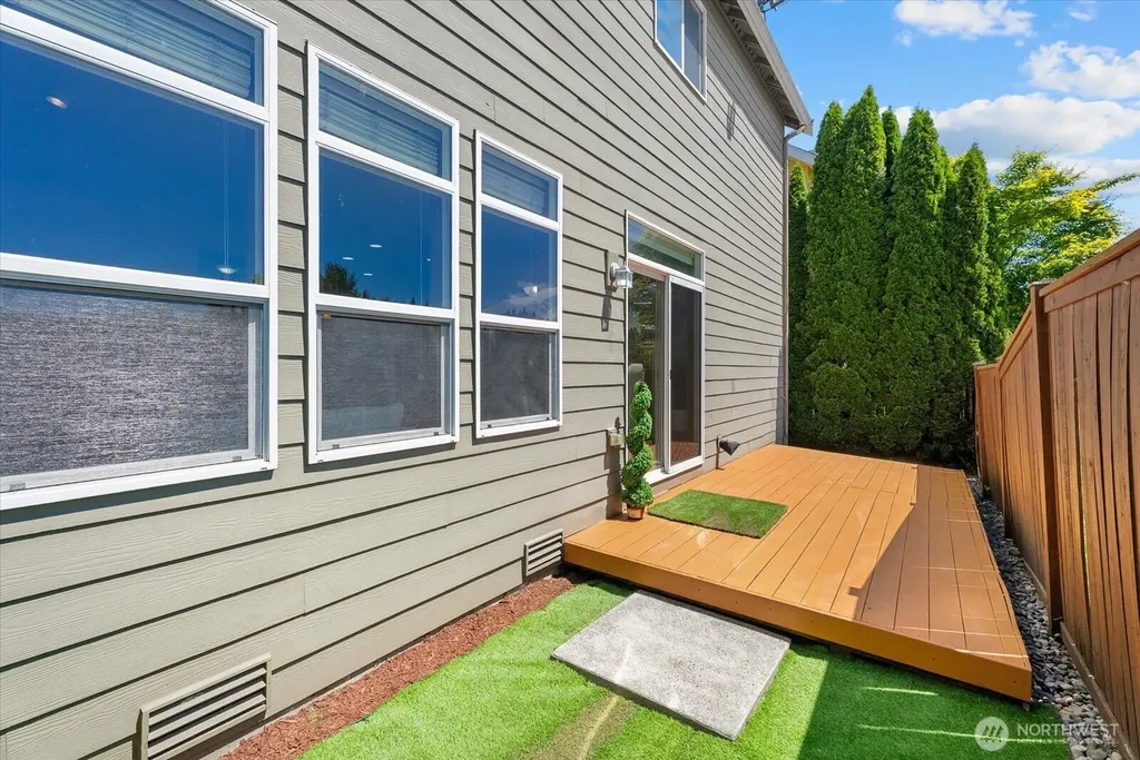 822 235th Place SE Bothell WA 98021