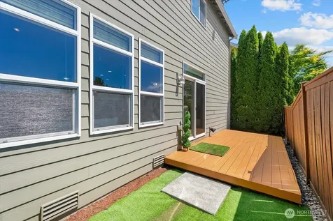 822 235th Place SE Bothell WA 98021