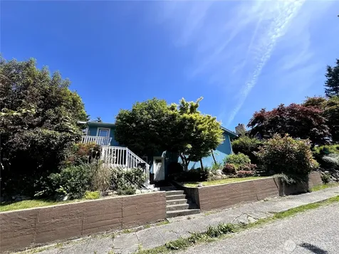 7756 14th Avenue SW Seattle WA 98106