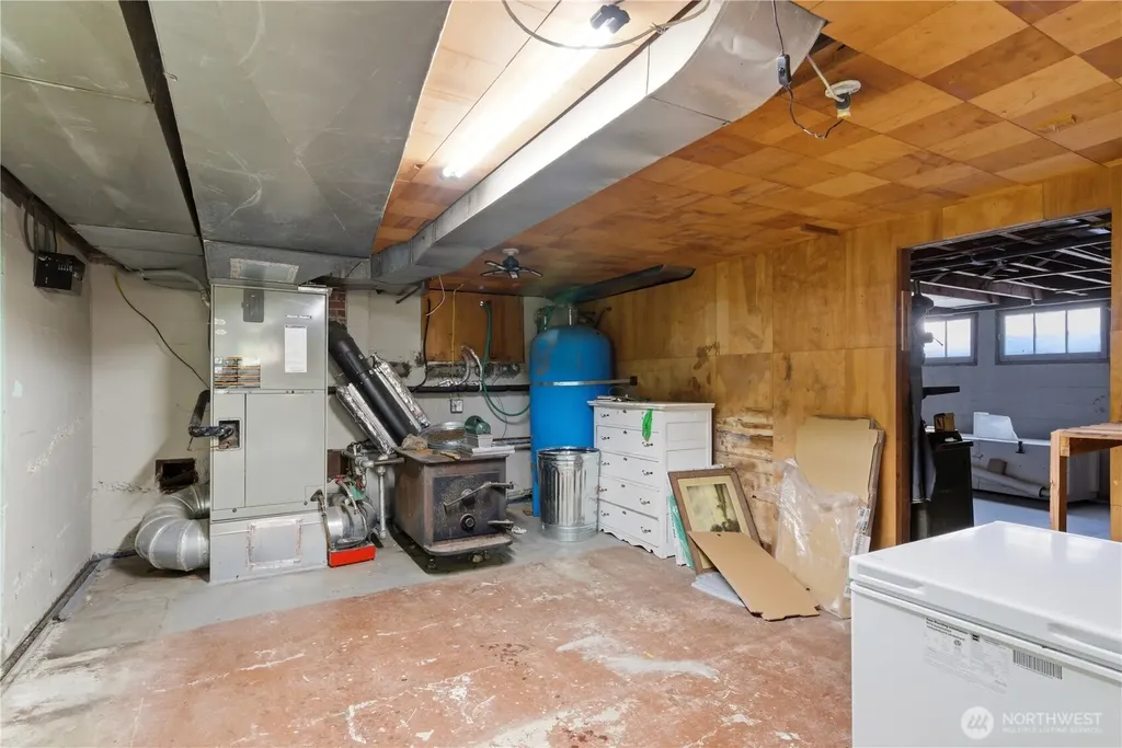 840 11th Avenue Fox Island WA 98333