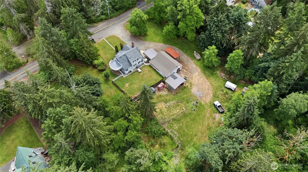 840 11th Avenue Fox Island WA 98333