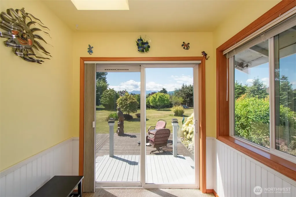 101 Timothy Lane Sequim WA 98382
