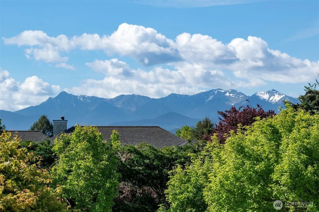 101 Timothy Lane Sequim WA 98382