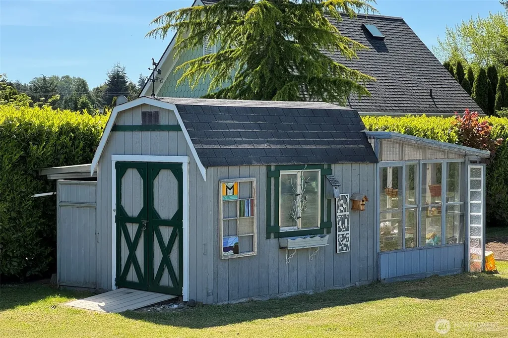 101 Timothy Lane Sequim WA 98382