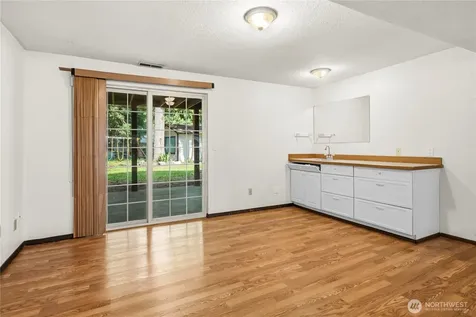 9927 63rd Avenue Ct E Puyallup WA 98373