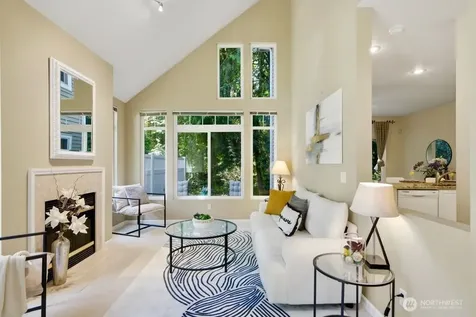 6699 SE Cougar Mountain Way Bellevue WA 98006