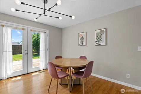 3715 NE 10th Court Renton WA 98056