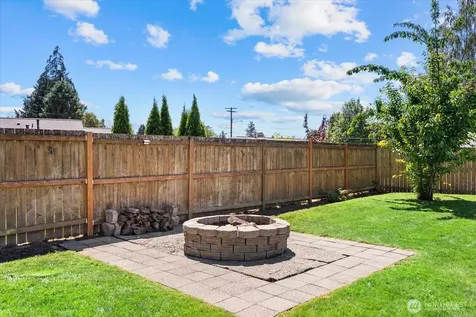 3715 NE 10th Court Renton WA 98056