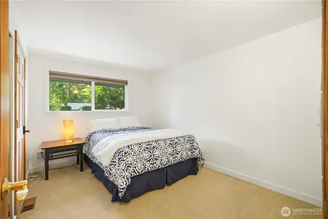 19319 76th Avenue W Lynnwood WA 98036